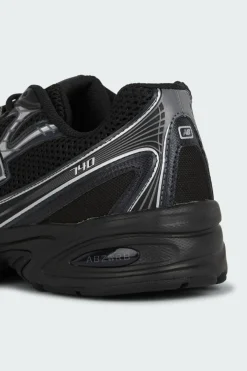 740 - Baskets | Noir*NEW BALANCE Outlet