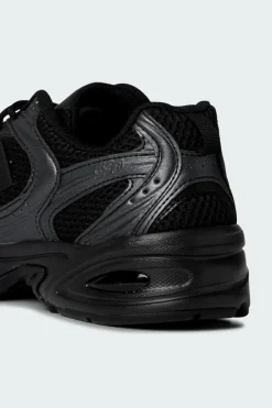 530 - Baskets | Noir*NEW BALANCE Best