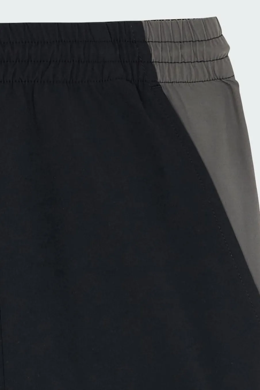 BLOCKED CLIMBING - Short | Noir*PURPLE MOUNTAIN OBSERVATORY Discount
