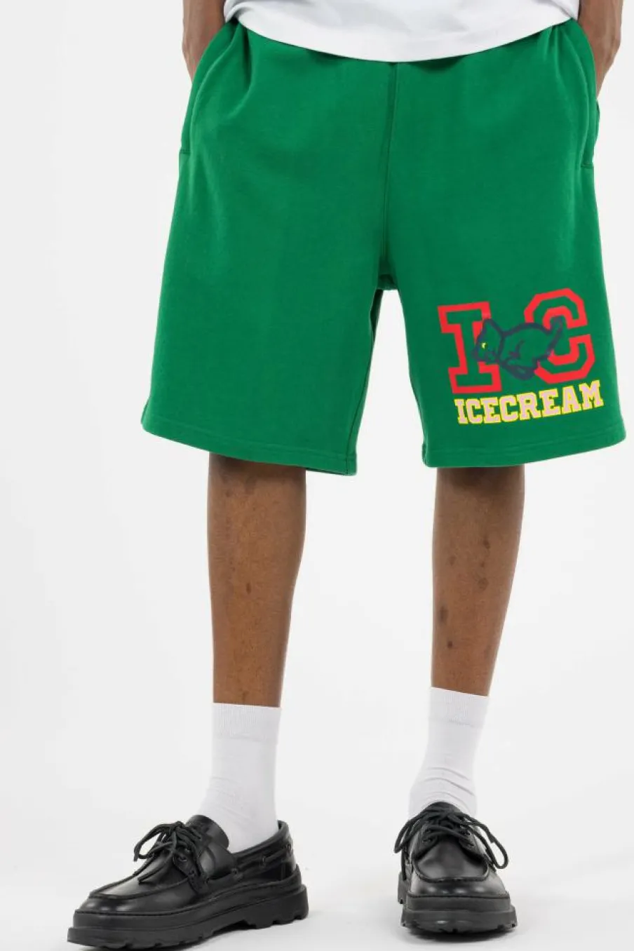 COLLEGIATE PUPPY - Short | Vert*ICE CREAM Best