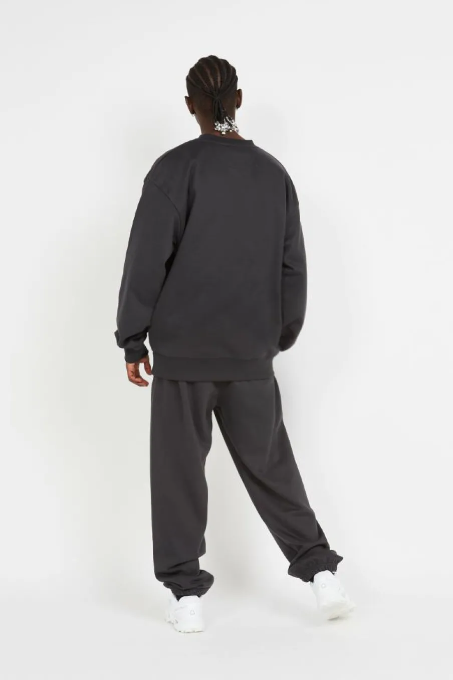 Le sweatshirt noir ébène - Sweatshirt | Noir*WALK IN PARIS Online