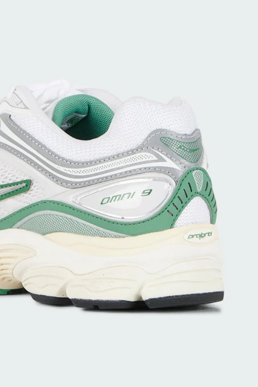 PROGRID OMNI 9 - Baskets | Blanc*SAUCONY Clearance
