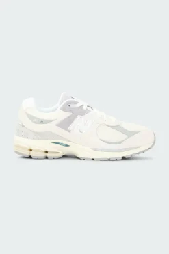 2002R - Baskets | Beige*NEW BALANCE Hot