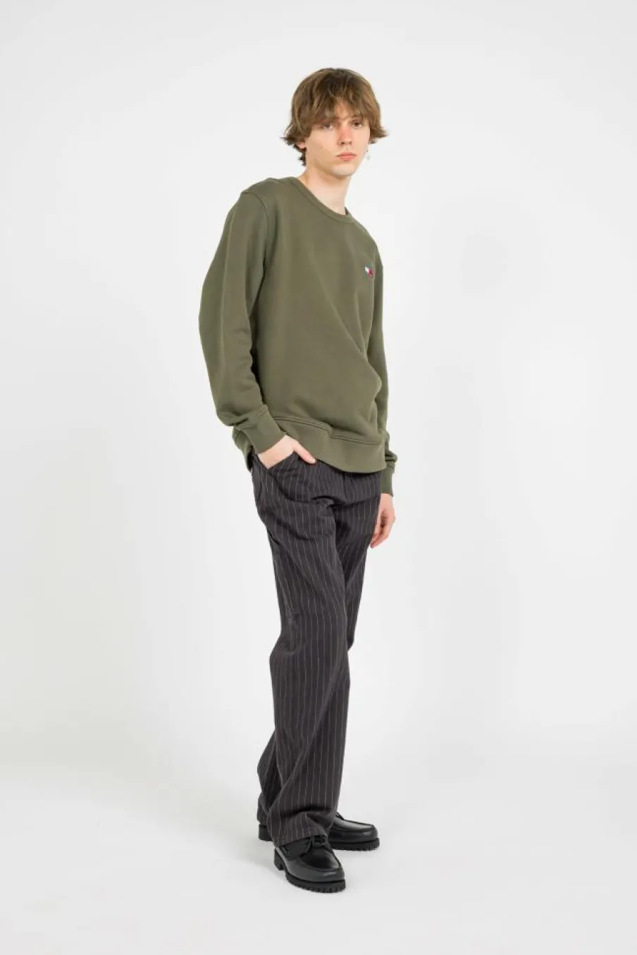 REG BADGE CREW - Sweatshirt | Vert*TOMMY JEANS