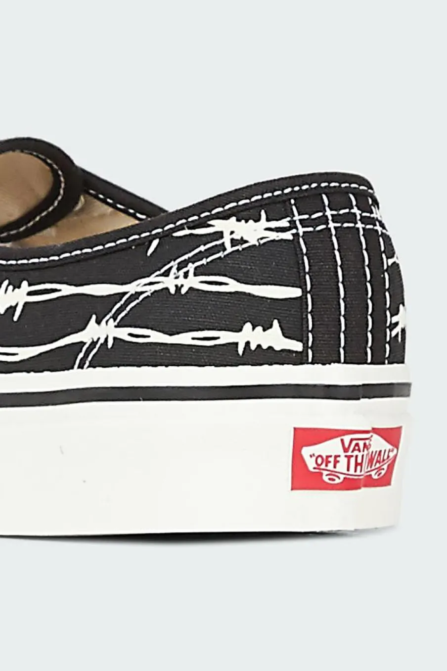 UA AUTHENTIC 44 DX - Baskets | Noir*VANS Clearance