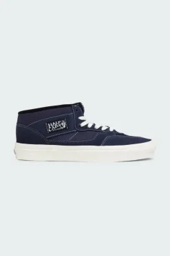 UA Half Cab 33 DX - Baskets | Bleu*VANS New