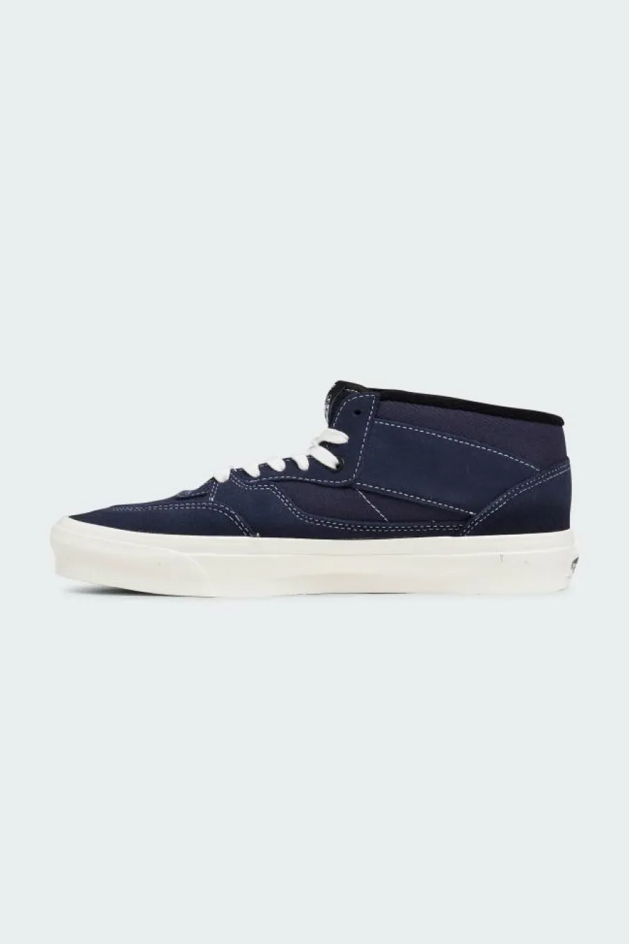 UA Half Cab 33 DX - Baskets | Bleu*VANS New