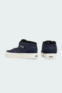 UA Half Cab 33 DX - Baskets | Bleu*VANS New